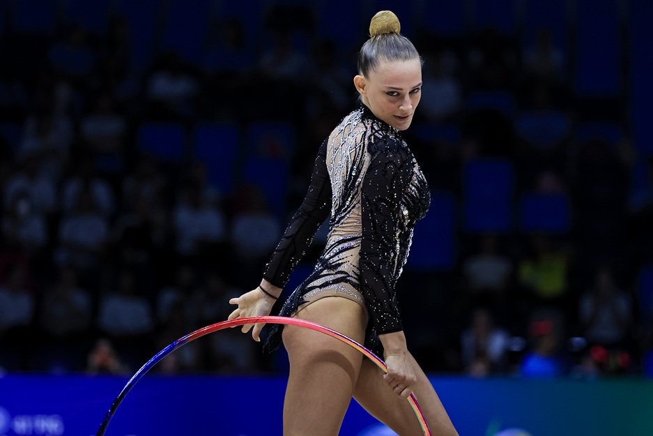 Estrellas rítmicas se alinean en Bakú para una brillante Copa del Mundo